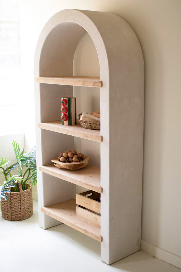 TEXTURED ARCHED SHELVING UNIT WITH FOUR WOODEN SHELVES