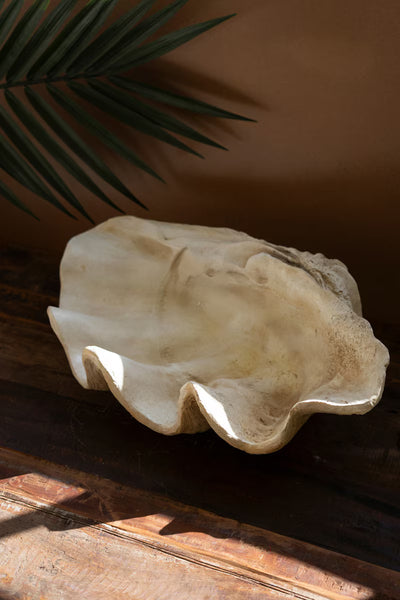 GIANT RESIN CLAM SHELL