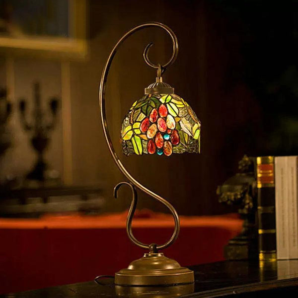 Cal Lighting Cotulla Tiffany Table Lamp 9.8