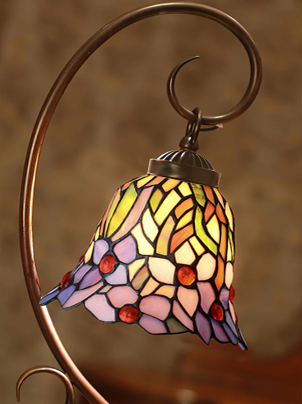 Cal Lighting Cotulla Tiffany Table Lamp 9.8