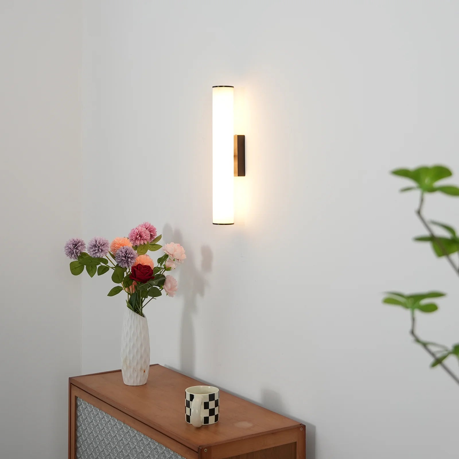 Cylindrical Callisto Alabaster Wall Lamp