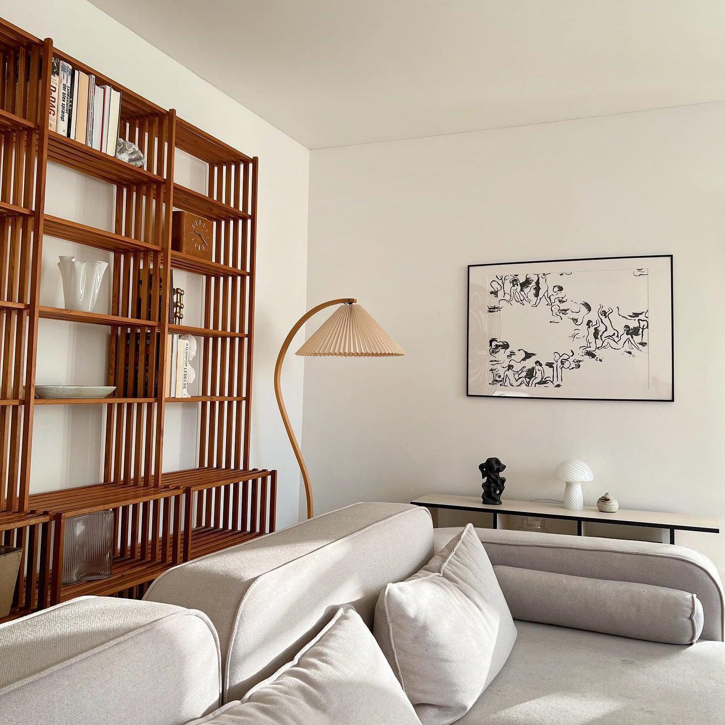 Caprani Floor Lamp 28.4