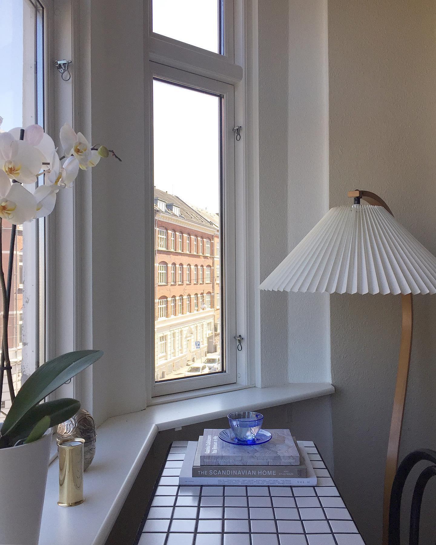 Caprani Floor Lamp 28.4