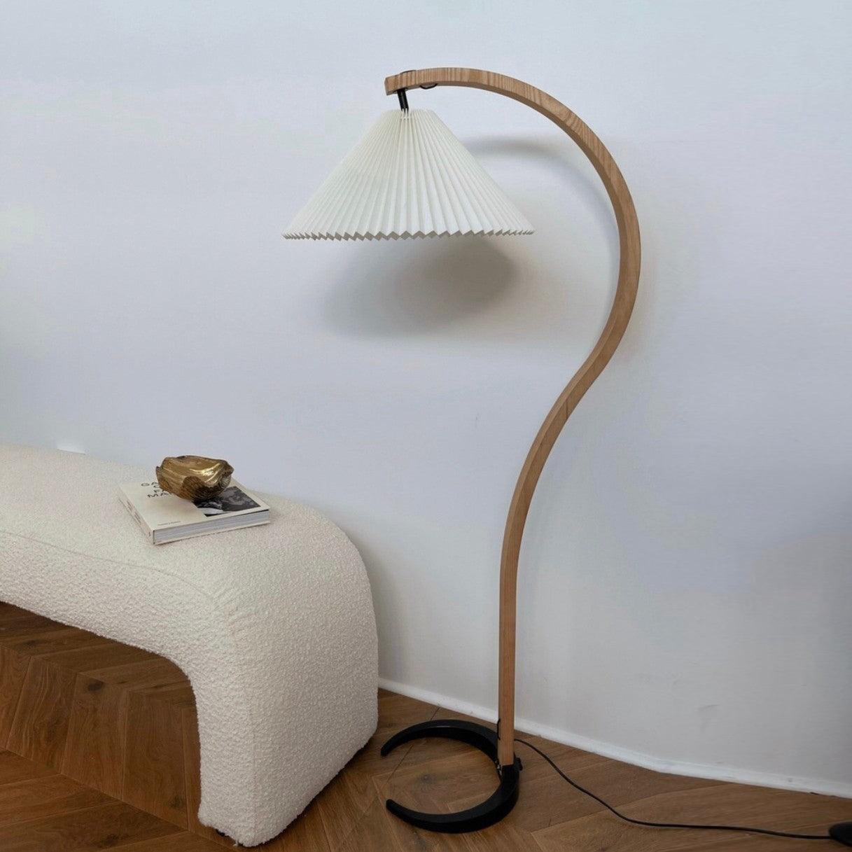 Caprani Floor Lamp 28.4