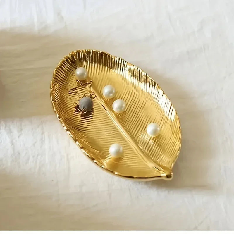 Ceramic Leaf-Shaped Jewelry Dish & Decorative Tray - Elegant Leaf Suitable for Jewelry Display, Keys, - Decorative Tabletop Centerpiece for Entryway, Living Room, Bedside, Jewelry Trays