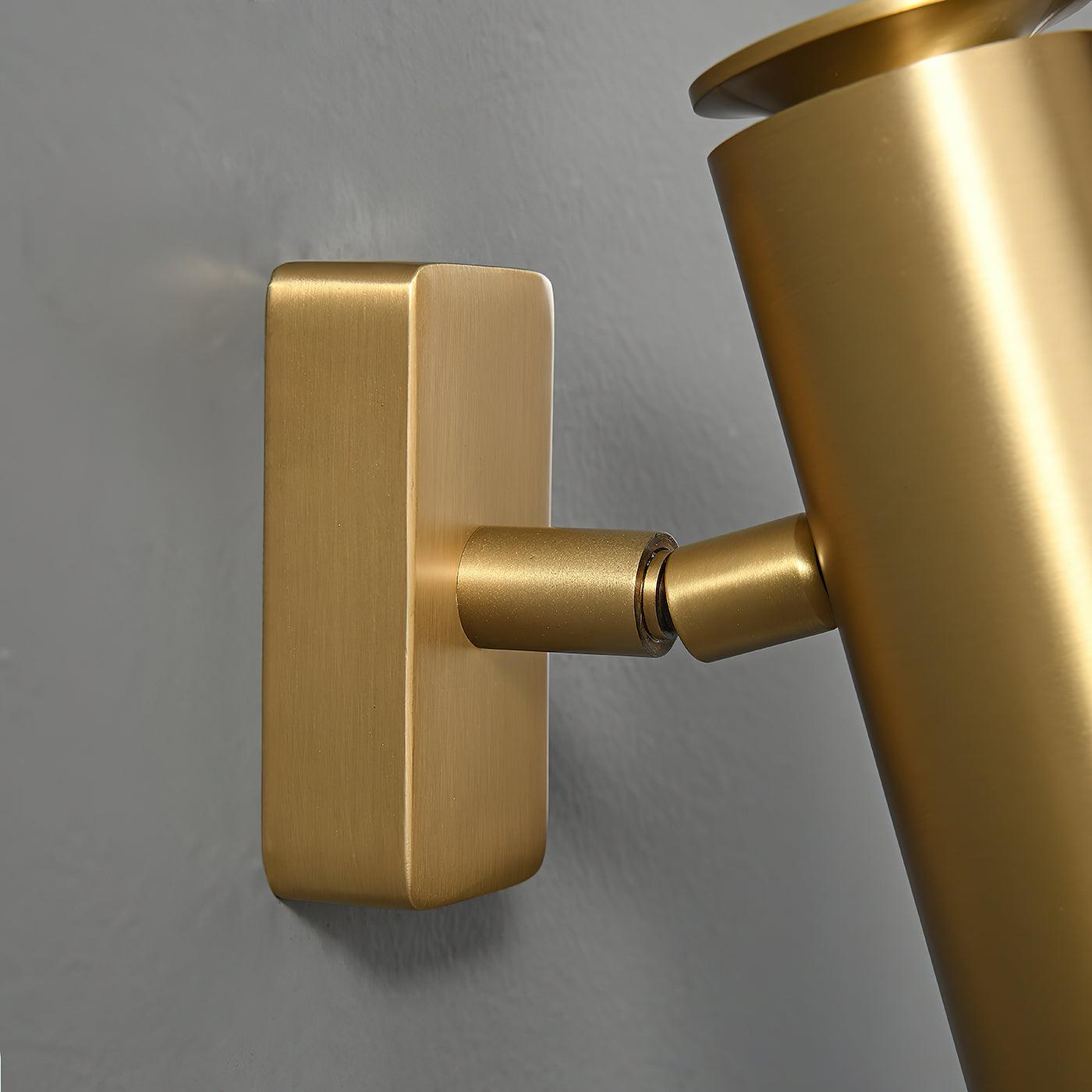 Champeaux Wall Lamp