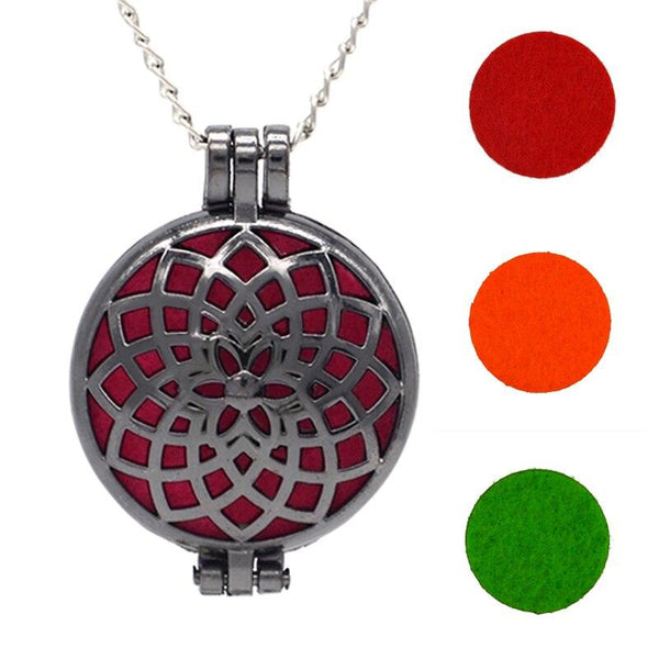 Aromatherapy Locket Necklace – Essential Oil Diffuser Pendant