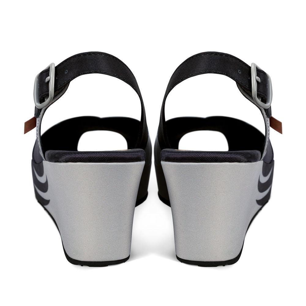 Chocolaticas® Black Birds Women's Sandal