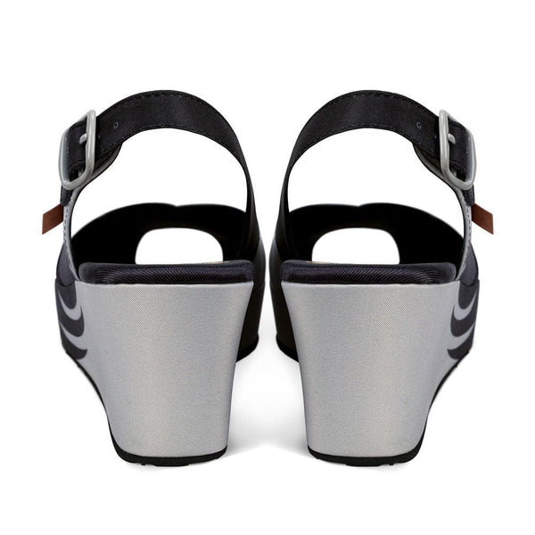 Chocolaticas® Black Birds Women's Sandal