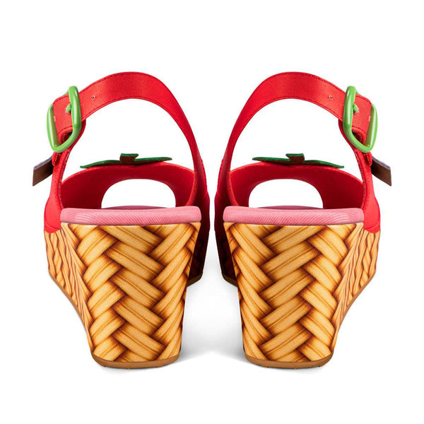 Chocolaticas® Strawbella Women's Sandal