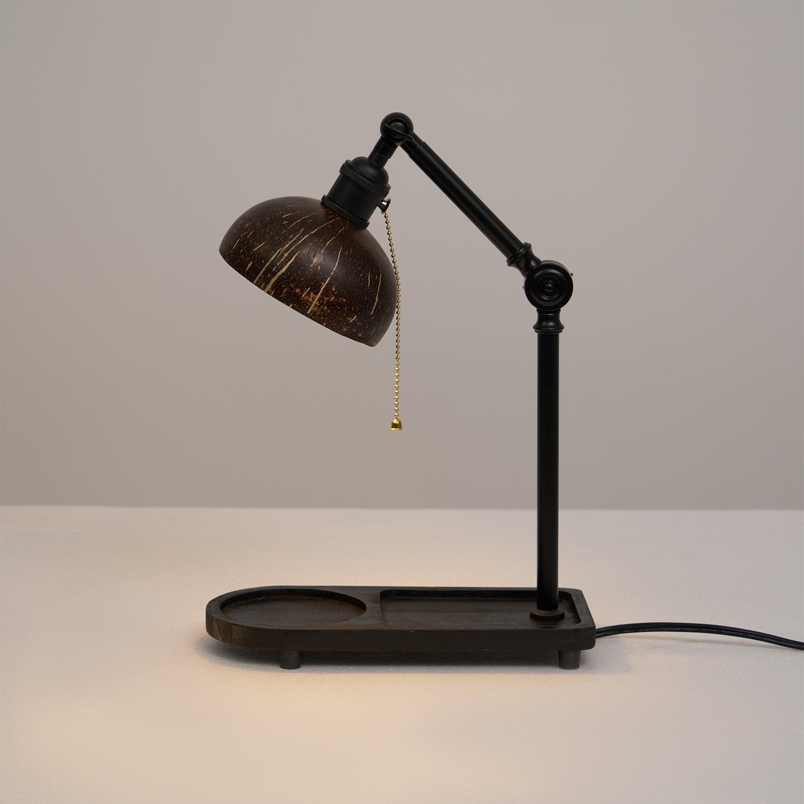 Christian Dell Table Lamp 5.1