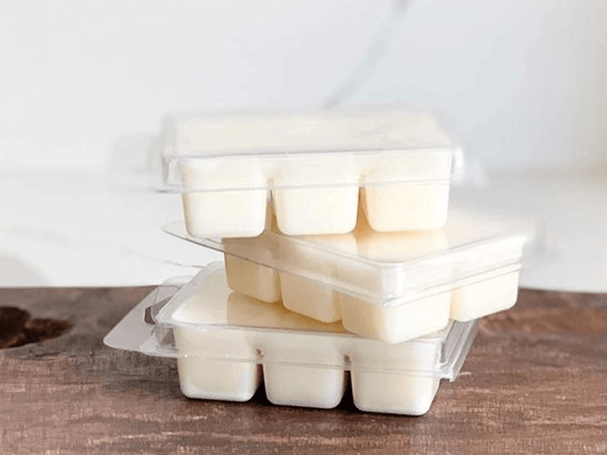 Holiday Gift Wax Melts – Seasonal Hues | 18 Signature Scents