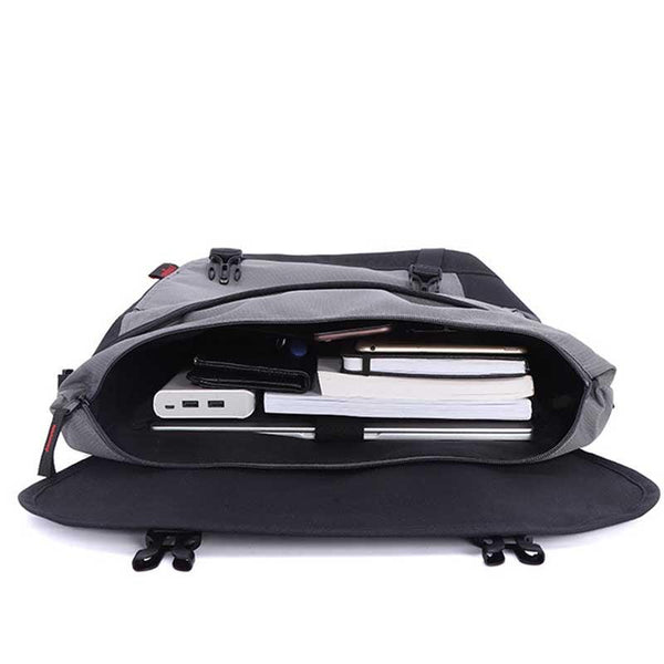 Classic Messenger Bag
