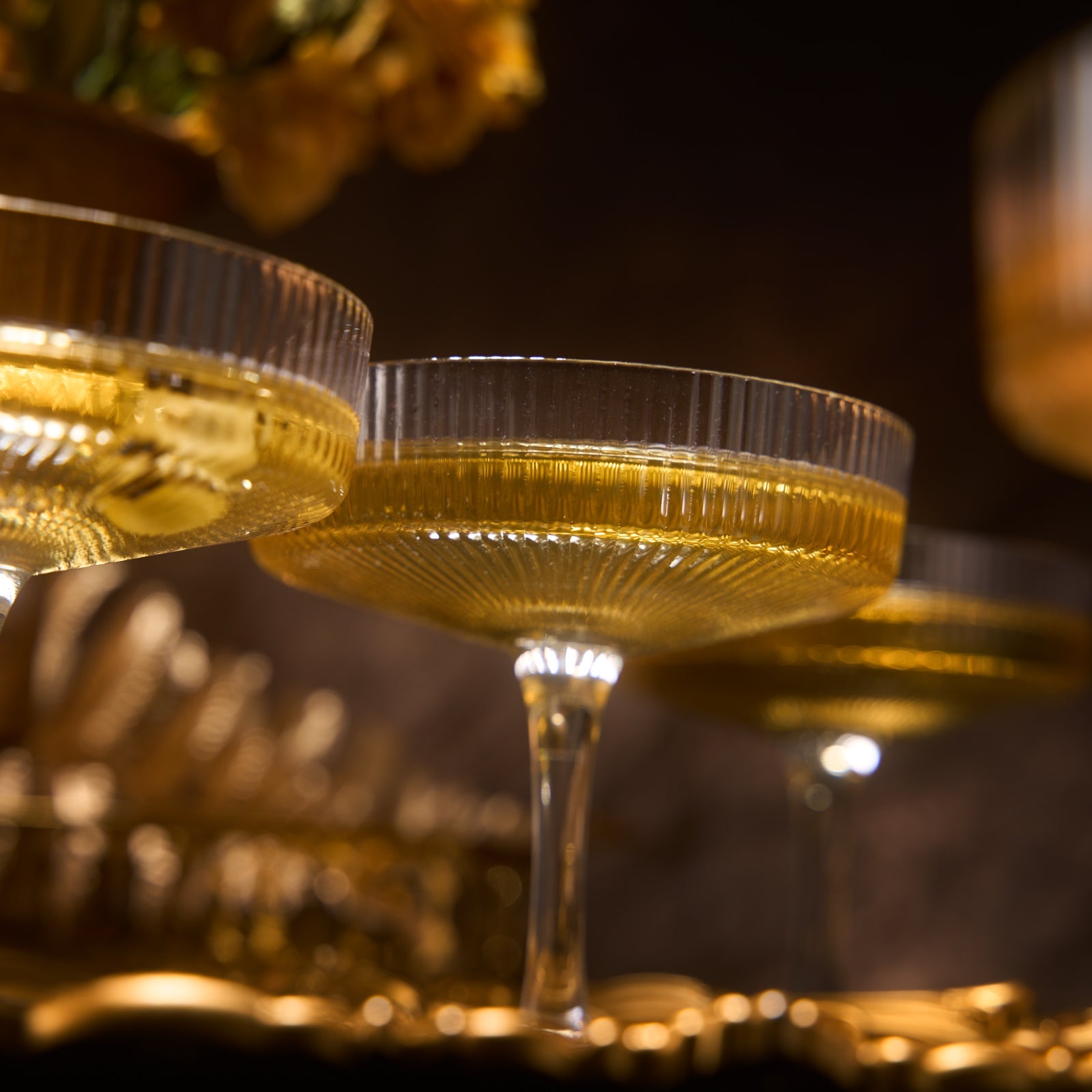 Ribbed Coupe Cocktail Glasses 8 oz | Set of 4 | Classic Manhattan Glasses For Cocktails, Champagne Coupe, Ripple Coupe Glasses, Art Deco Gatsby Vintage, Crystal with Stems (Clear)