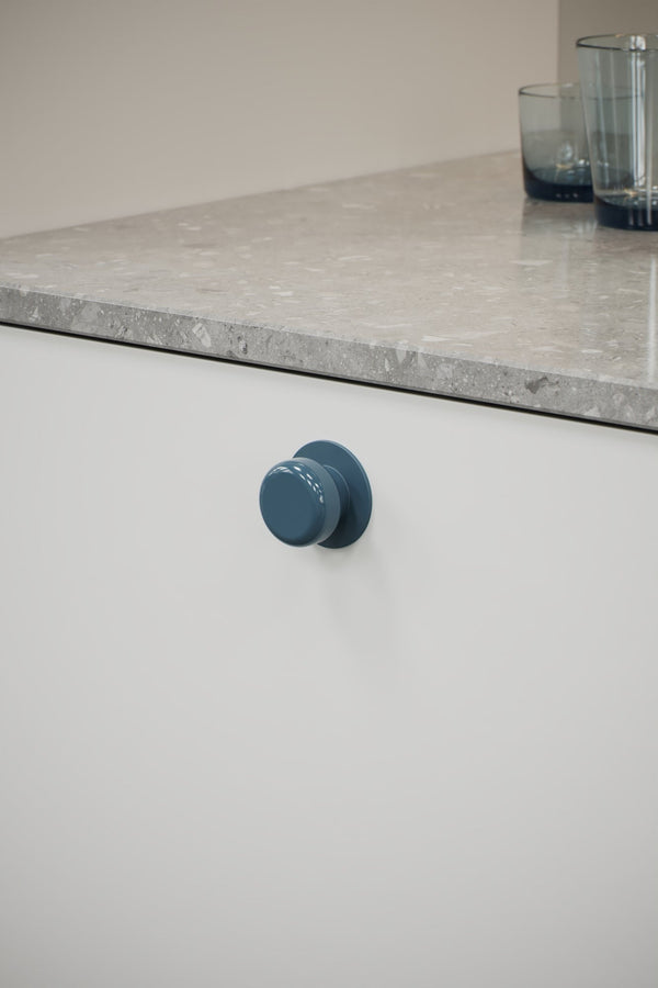 Lacquered Retro 