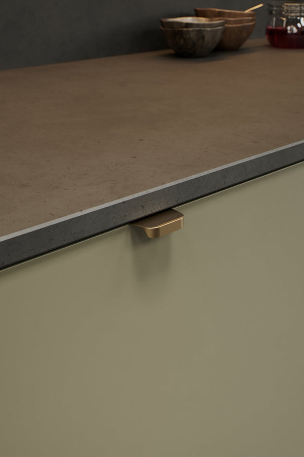 Matte Bronze 
