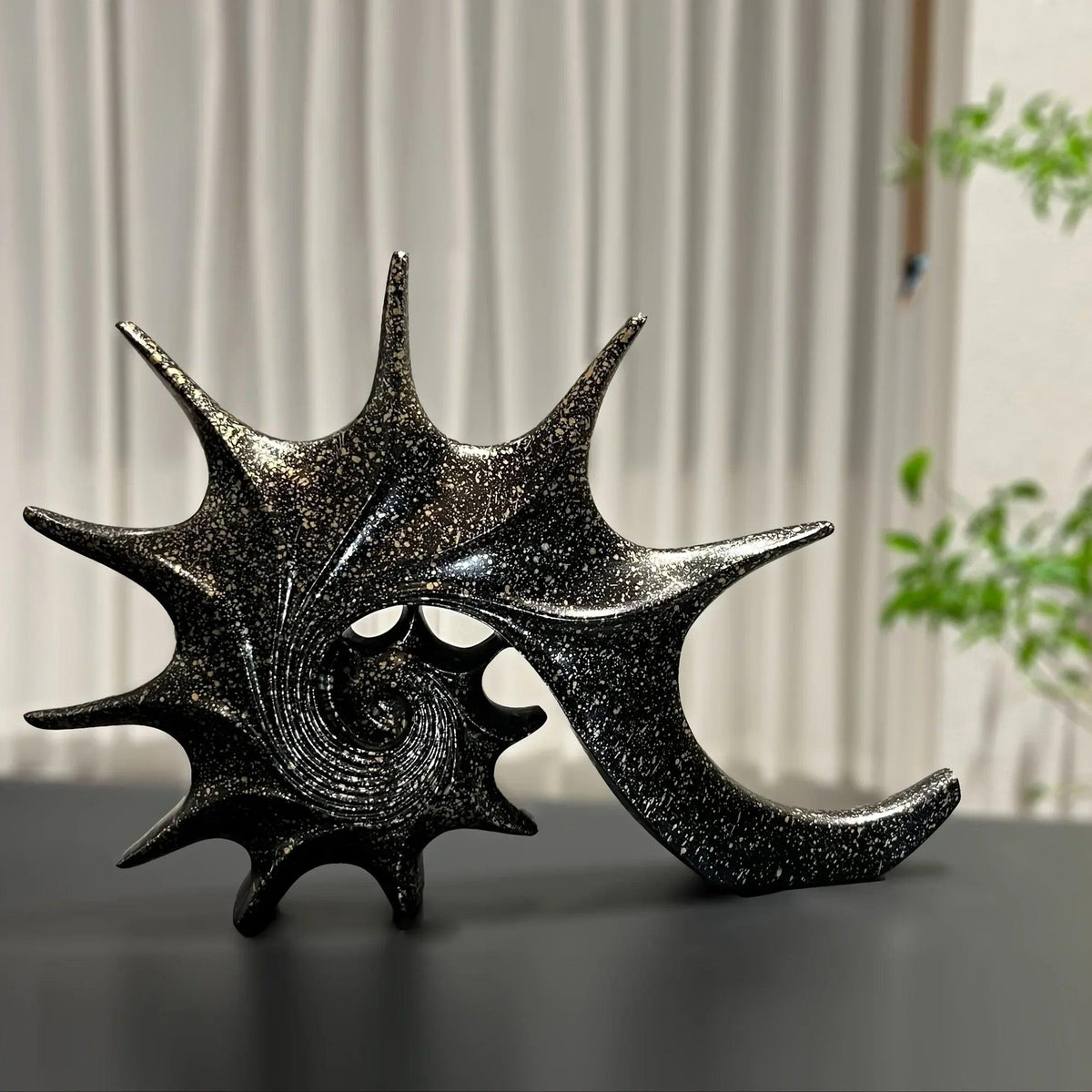 Conch Sculpture - Artistic Mediterranean Style Desktop
