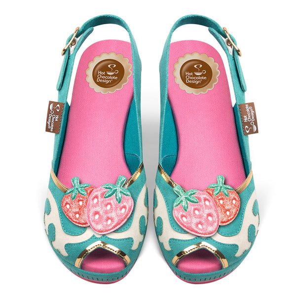 Chocolaticas® Country Star Women's Sandal