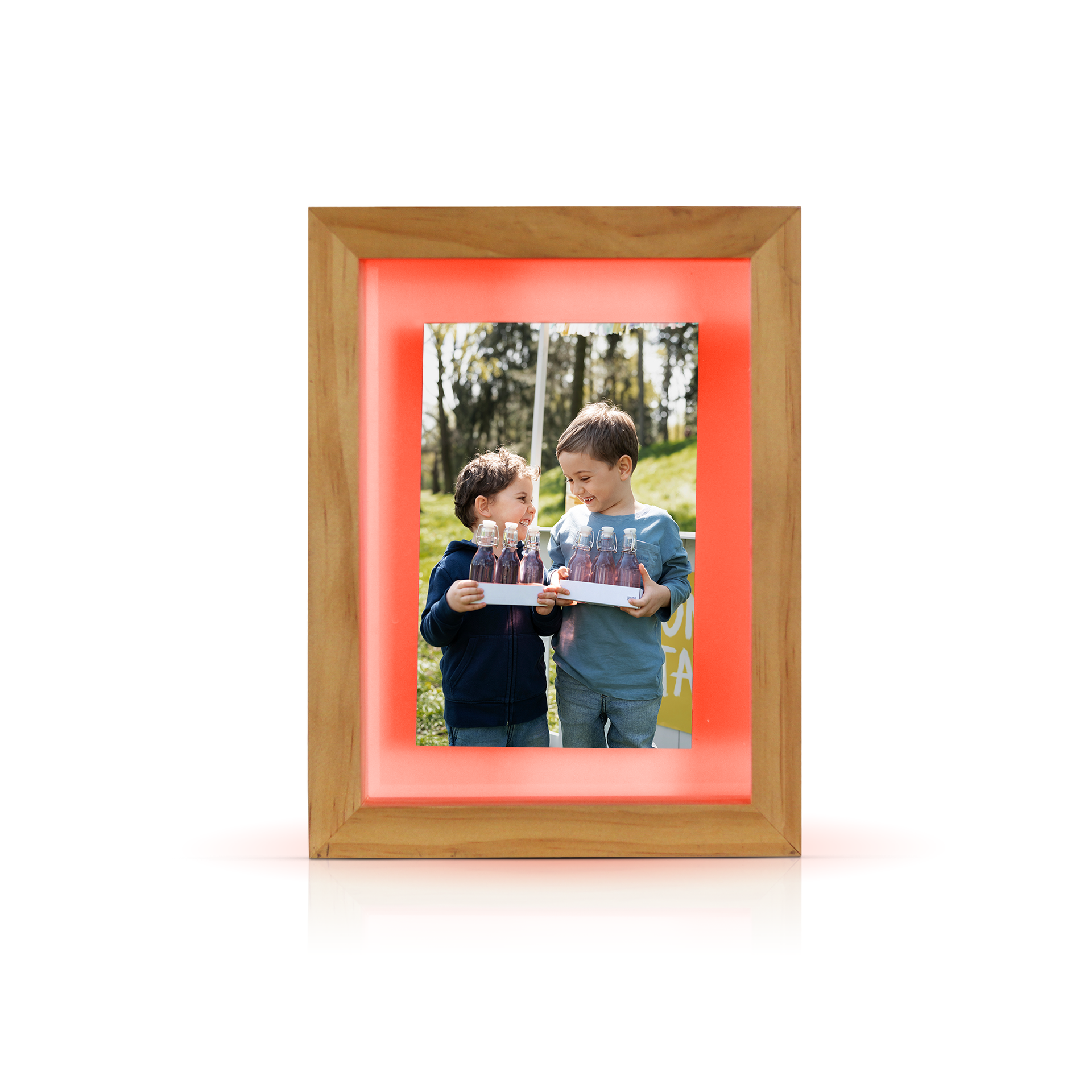 Friendship Frame – Wi-Fi Picture Frame Lamp | Share Light & Memories Long Distance