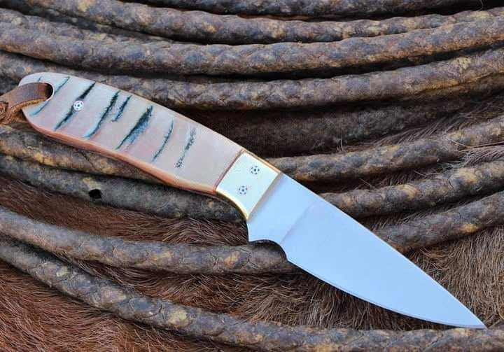 Handmade Buckaroo Belt Knife – J2 Steel Blade, Sheep Horn Handle & Western Leather Sheath