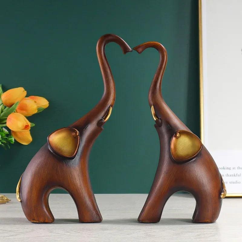 Creative Wood Grain Elephant Figurine Set