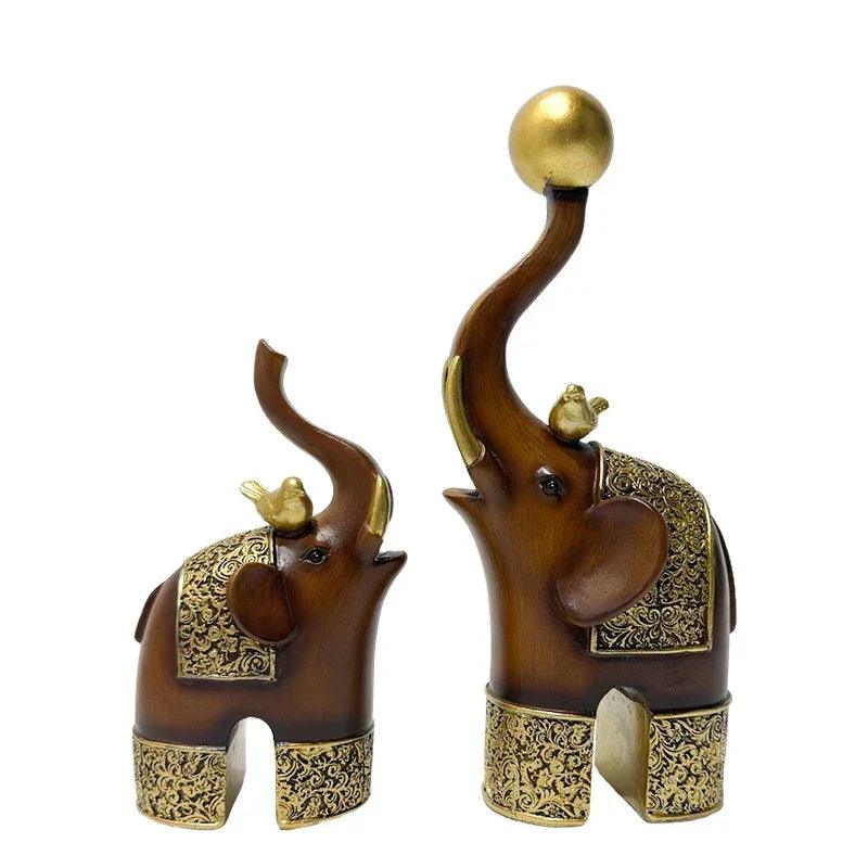 Creative Wood Grain Elephant Figurine Set