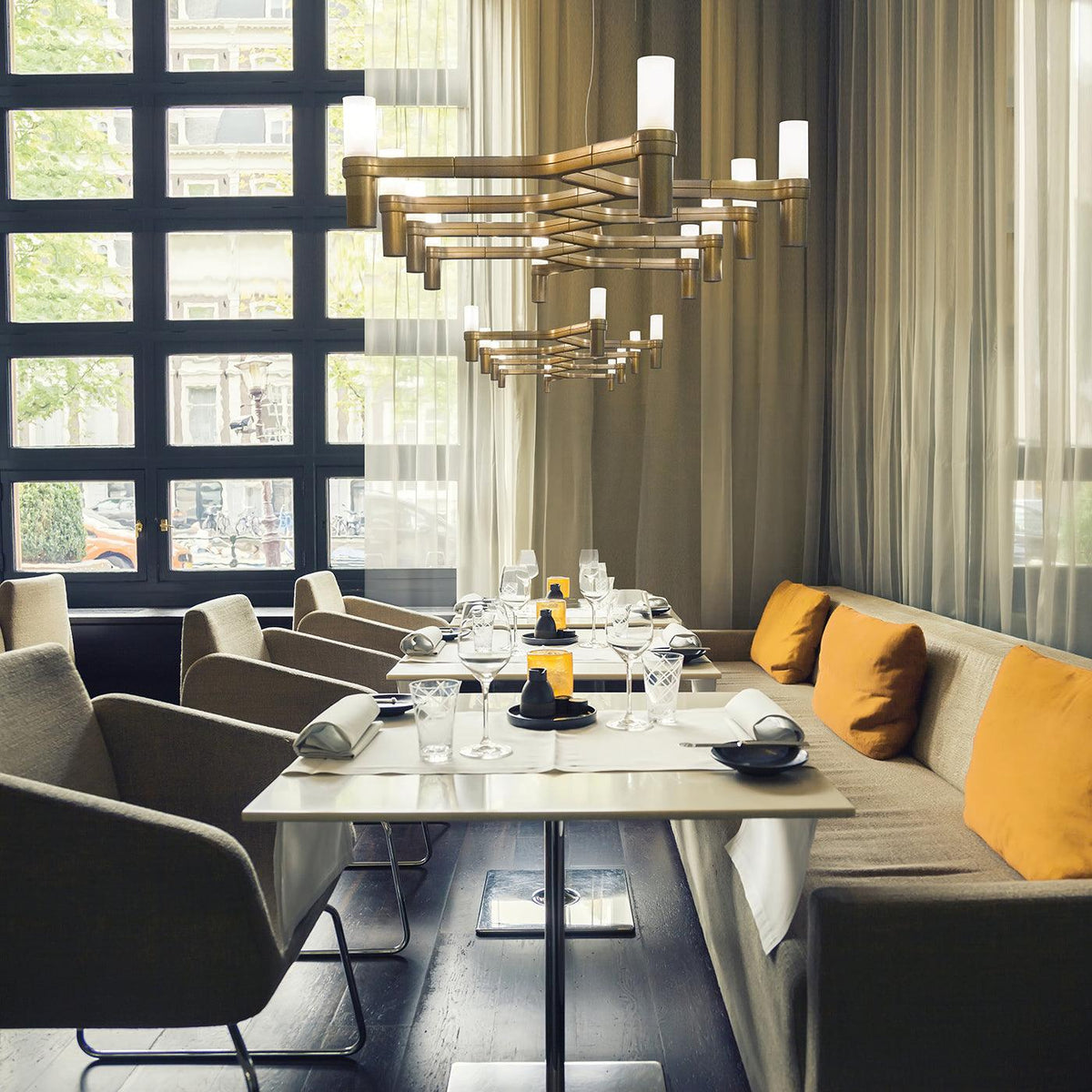 Crown Plana Linea Pendant Light
