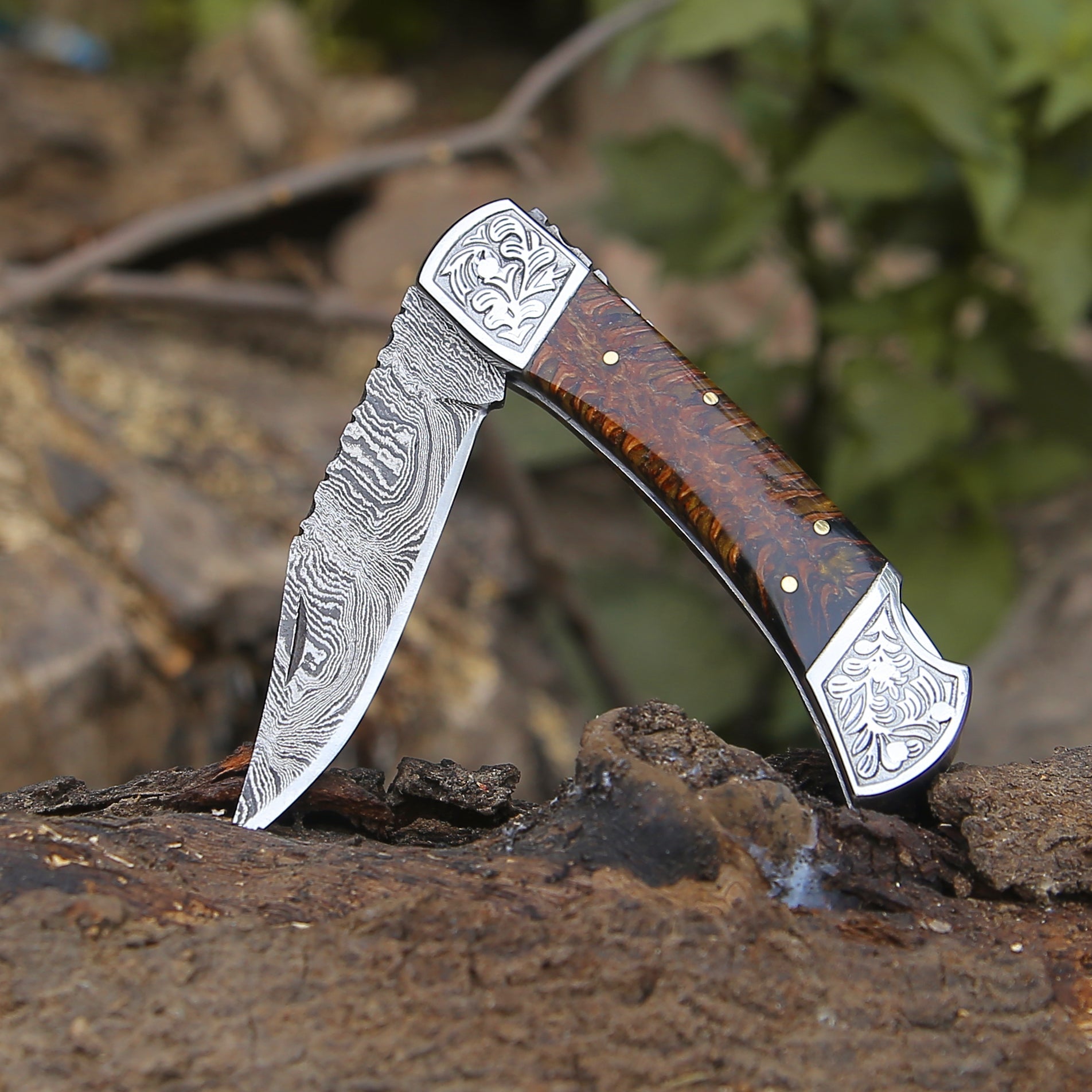 Striker Custom Pocket Knife with Pine Cone Handle