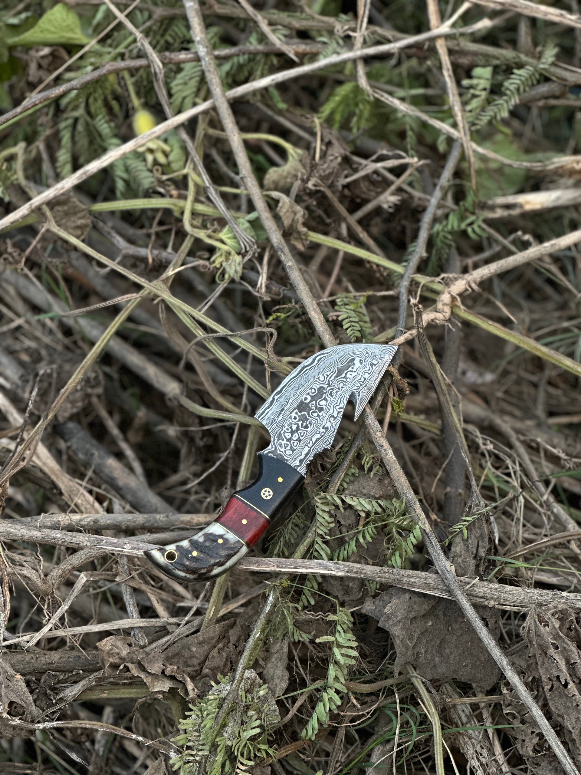 Premium Custom Handmade Damascus Steel Guthook Skinning Knife with Resin Handle - 7.5” Sharp Blade with Leather Sheath