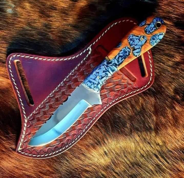 Custom Handmade Knife in a Belt with 3.5