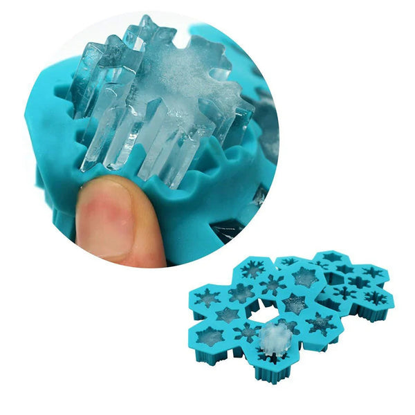 1 PCS Christmas Ice Molds Chocolate Snowflake Cookie Gummies Gummy Silicone Soap Biscuit - Gifts for You 'n Me