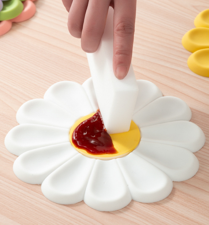 Creative Daisy Flower Household Oil and Heat Resistant Small Fresh Japanese and Korean Bowl and Plate Mats