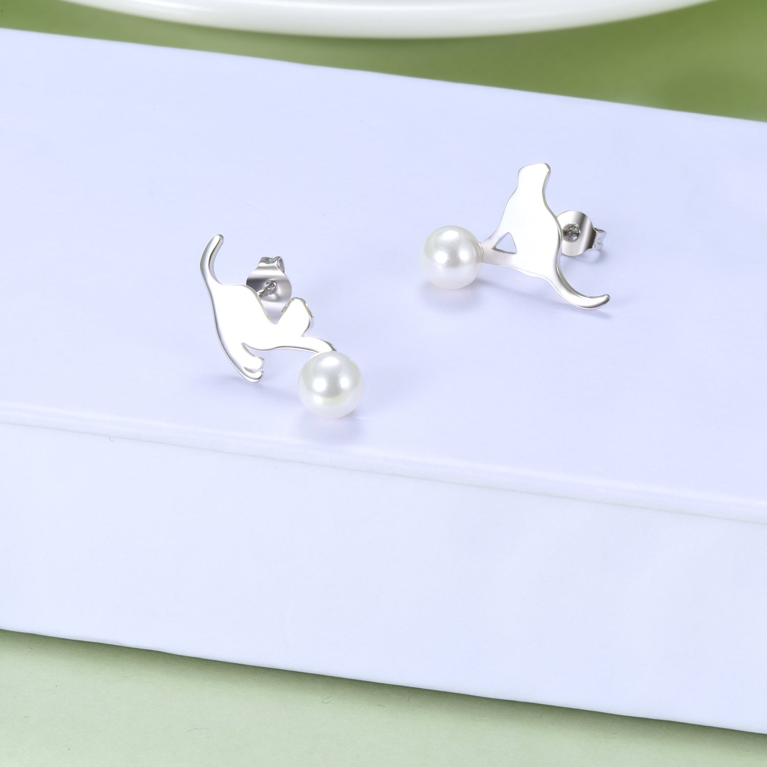 Sterling Silver Cultured Pearl Cat Earrings