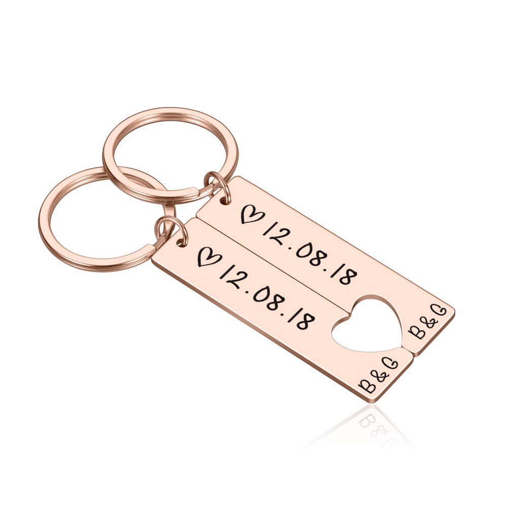 Personalized Heart Keychain Set  Engraved King Date and Name Love Keyring Gift for Couples Girlfriend Boyfriends Key Chain Rings