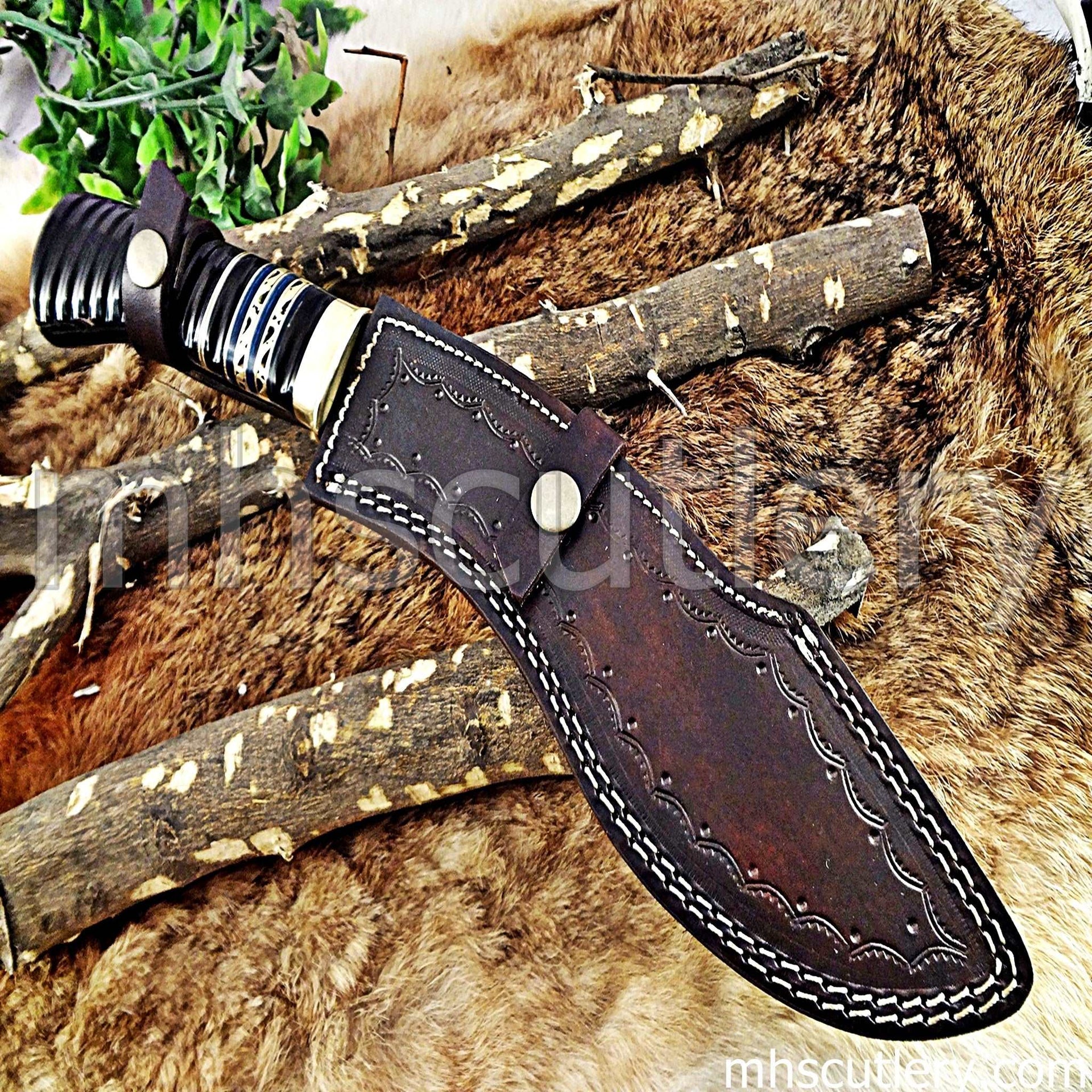 Custom Hand Forged Damascus Steel Hunter Kukri