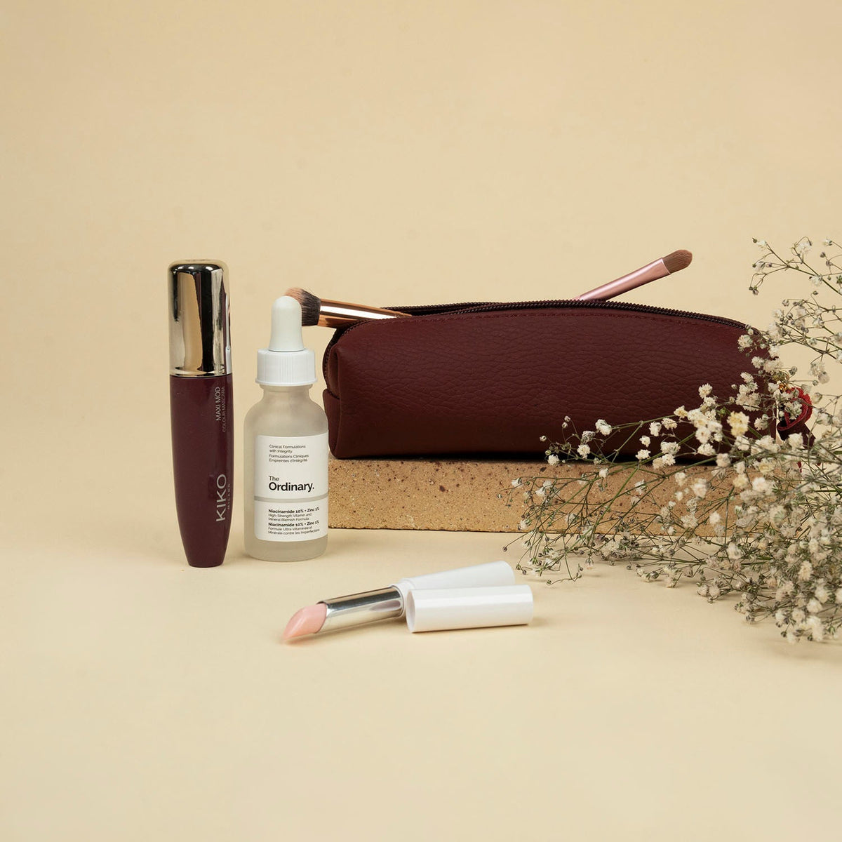 Elegant Leather Makeup Bag - Burgundy - Aurora
