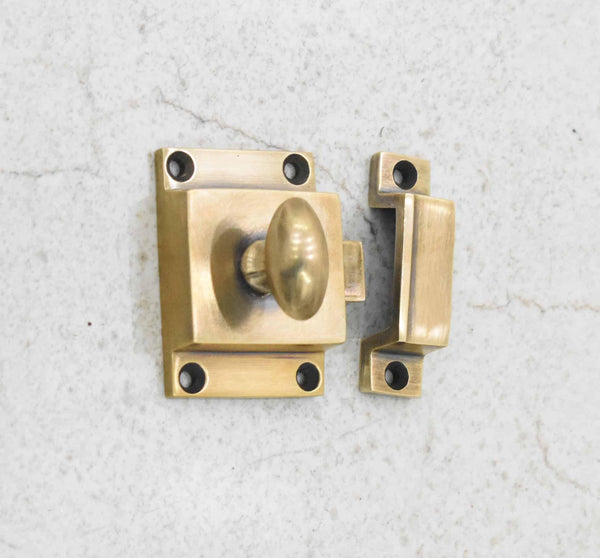 Cabinet Latch - Antique Brass