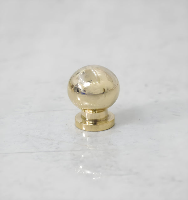 Richmond Cabinet Pulls - Unlacquered Brass Polished