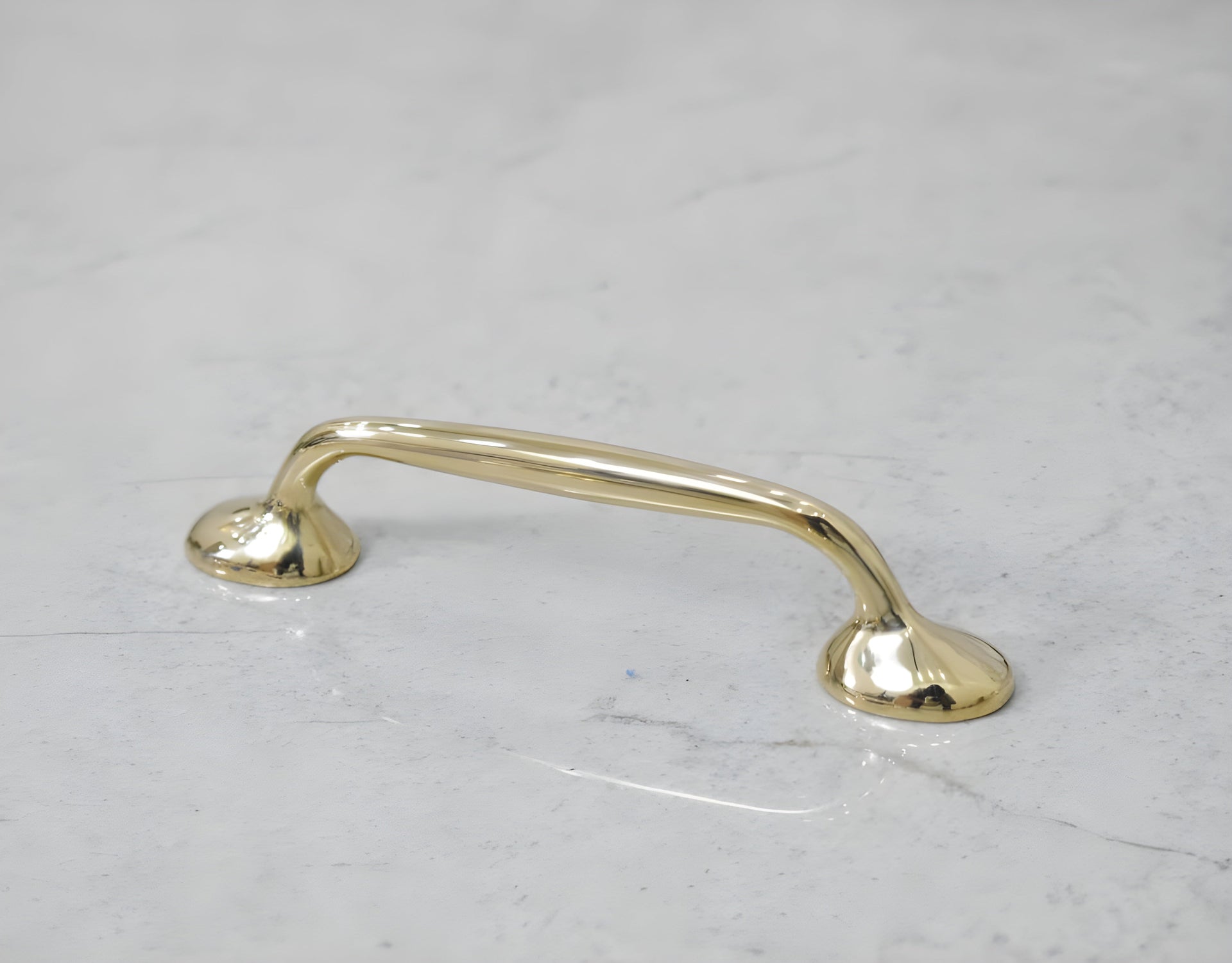 Richmond Cabinet Pulls - Unlacquered Brass Polished