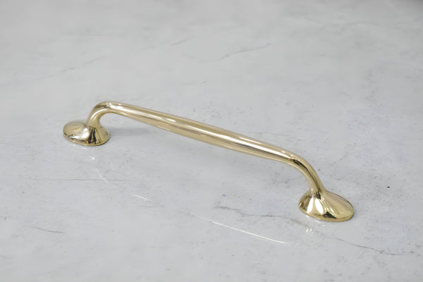 Richmond Cabinet Pulls - Unlacquered Brass Polished