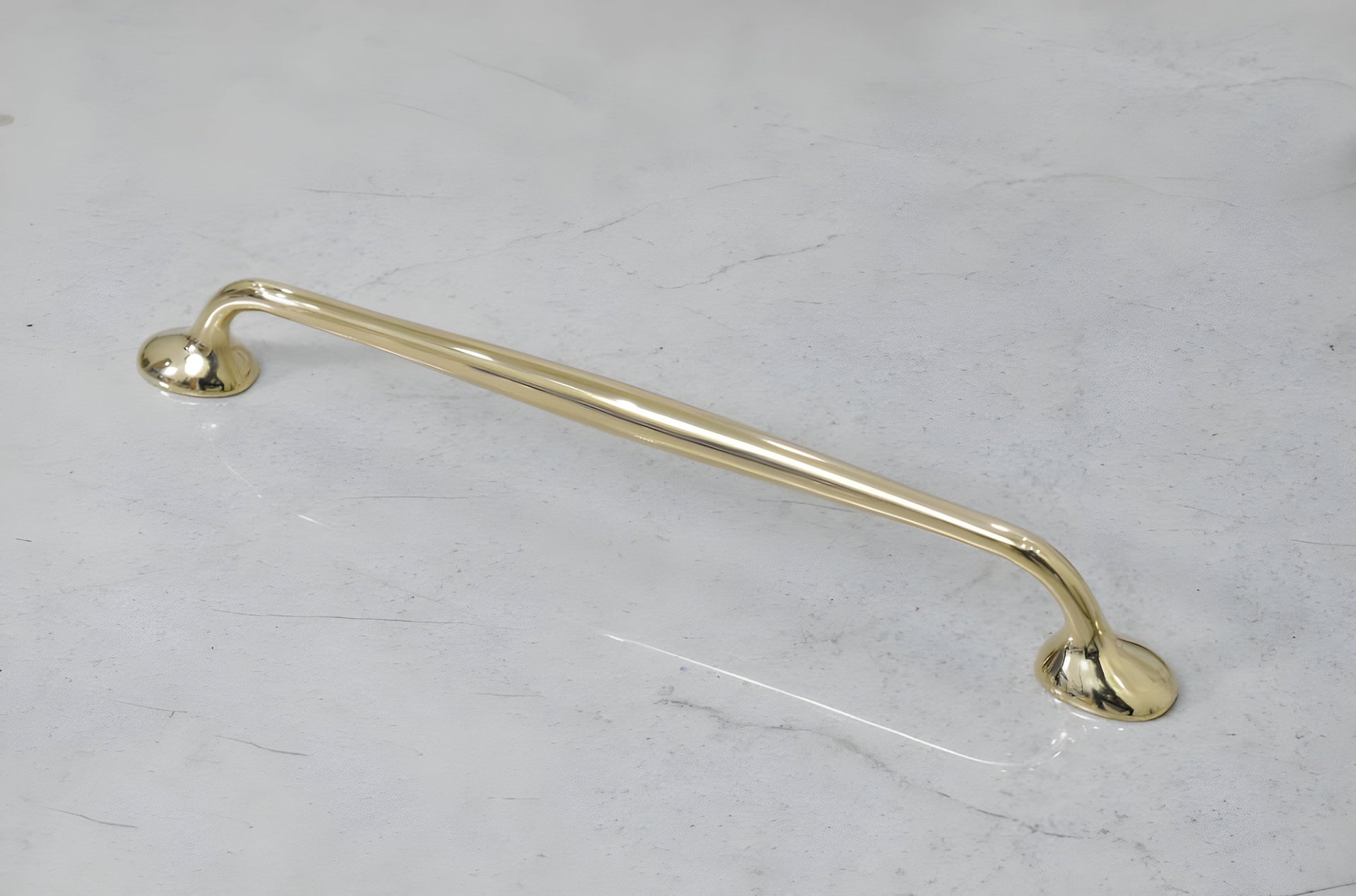Richmond Cabinet Pulls - Unlacquered Brass Polished