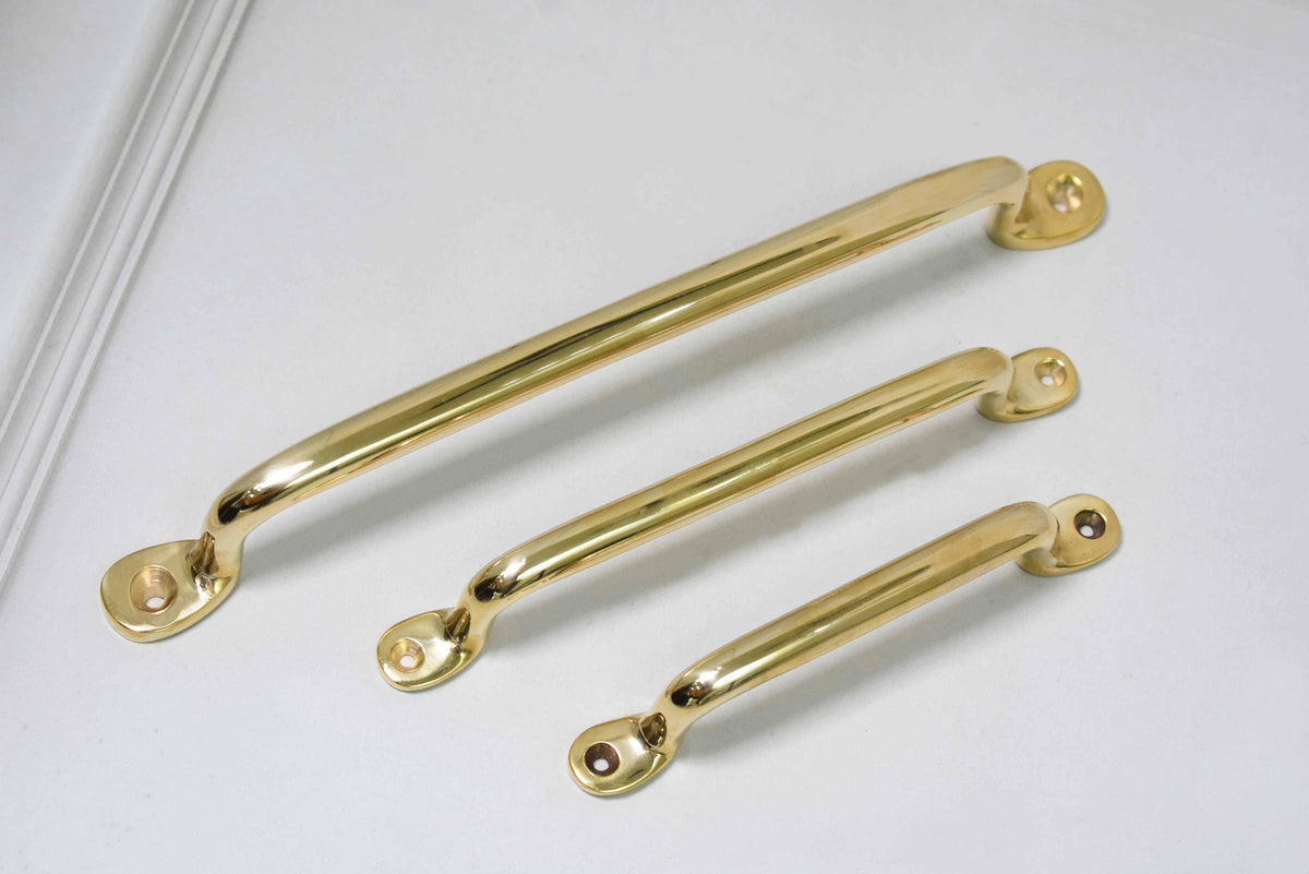 Serene Cabinet Pulls - Lacquered Brass Polished