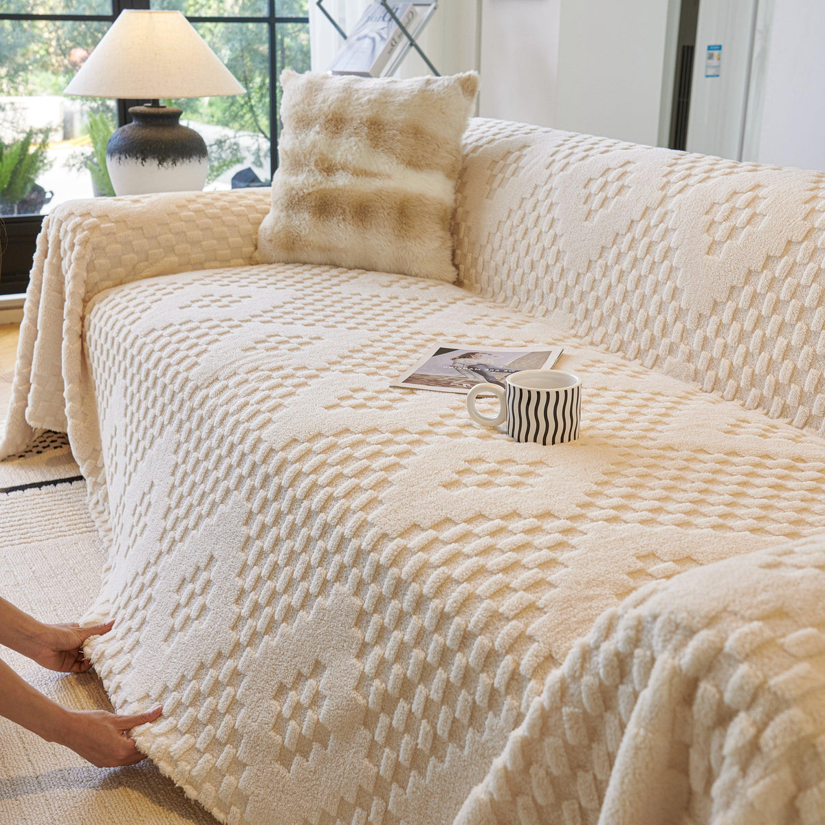 Thickened 3D Plush Premium Living Spaces Couch Covers Soft and Warm Couch Protector Blanket