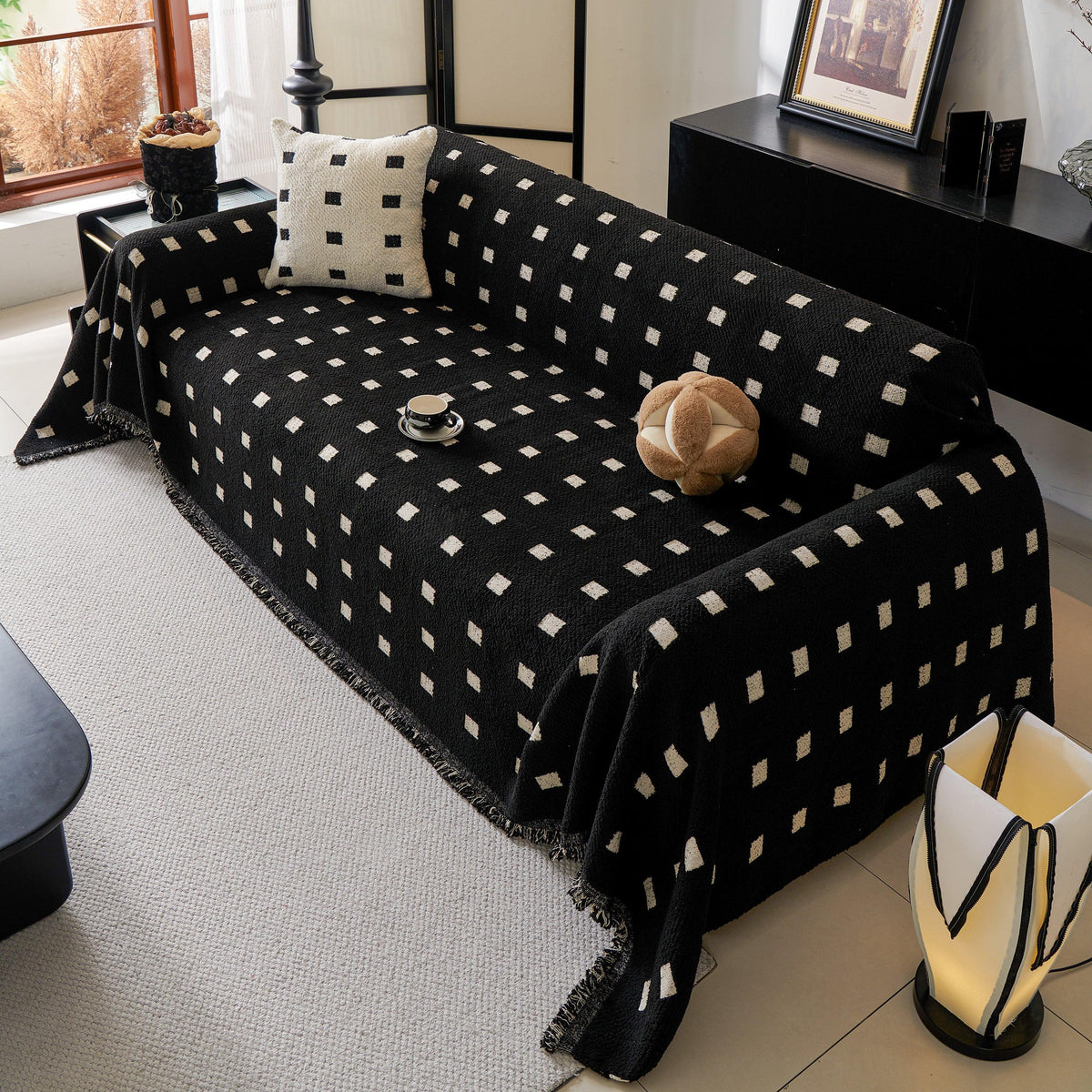 Sofa Throw Blanket with Woven Geometric Pattern & Tassels, Soft & Thick Couch Cover