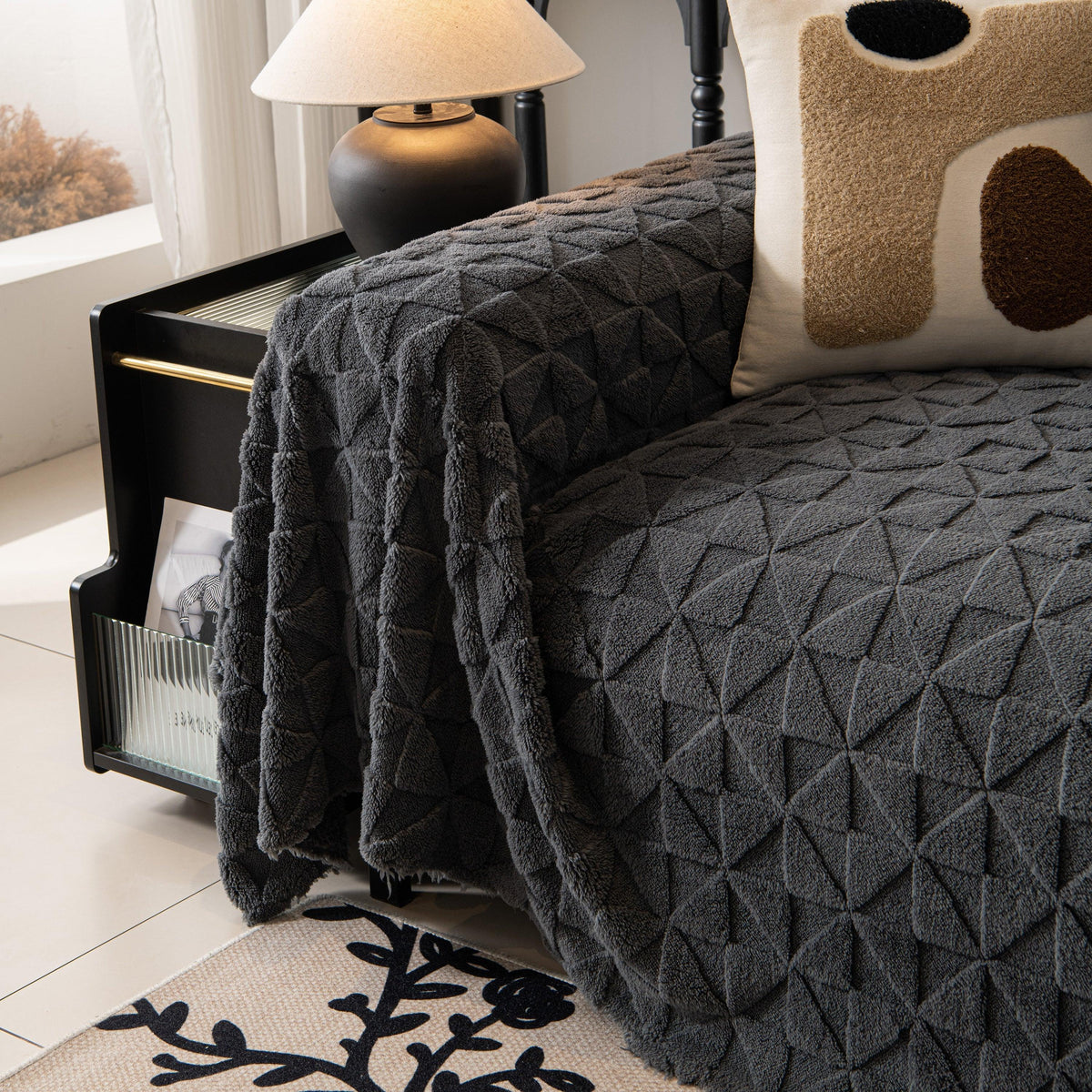 Plush Soft Couch Cover for Sofa and Furniture Lightweight Throw Blankets for Sectional Couch
