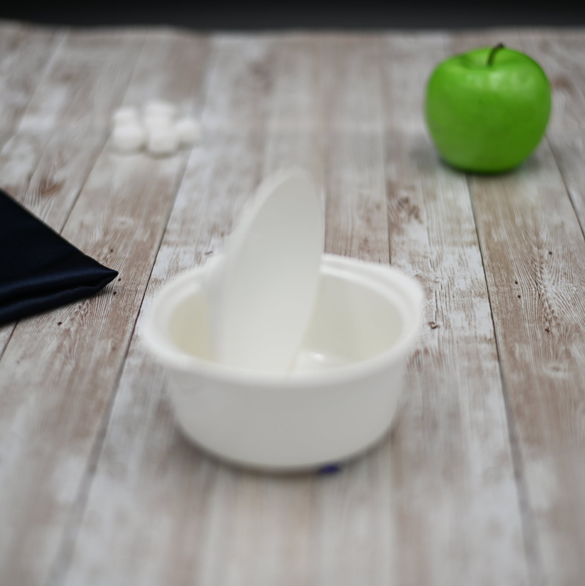 White Soup Cup With Lid 4.5