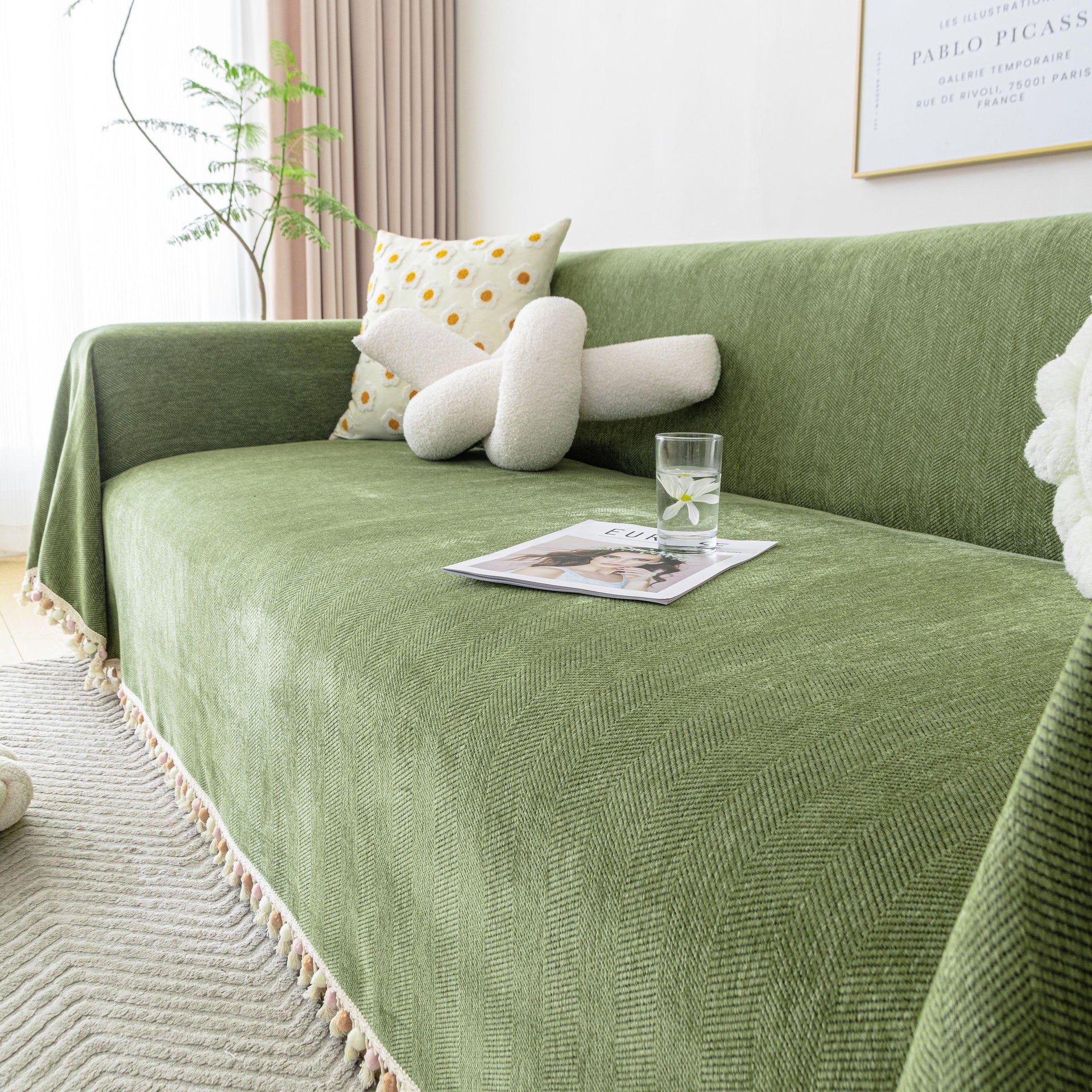 Boho Herringbone Sofa Throw Blanket with Pom Pom Tassels Stylish Furniture Slipcover