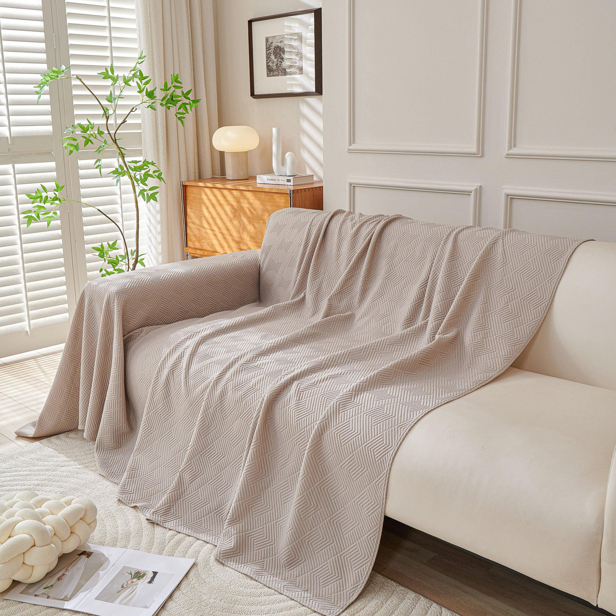 Cooling Scratch Proof Large Sofa Throw Cover, Geometric Texture Couch Protector