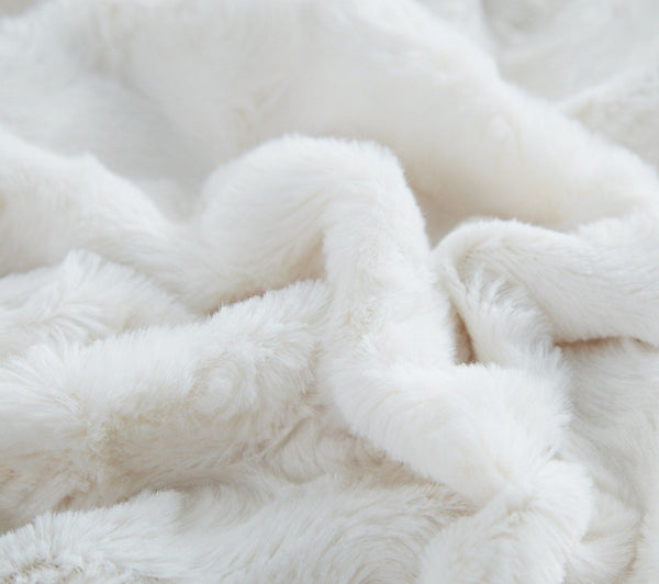 DaDa Bedding Luxury White Roses Fluffy Soft Sherpa Backside Faux Fur Throw Blanket (K11)