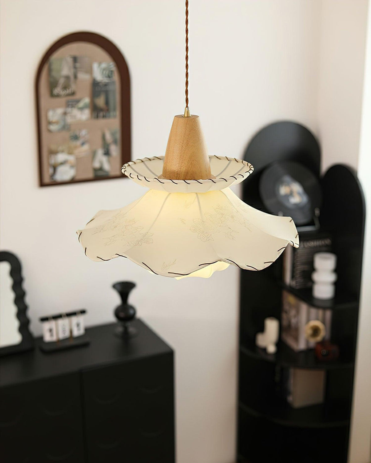 Daisy Charm Pendant Light 17.7